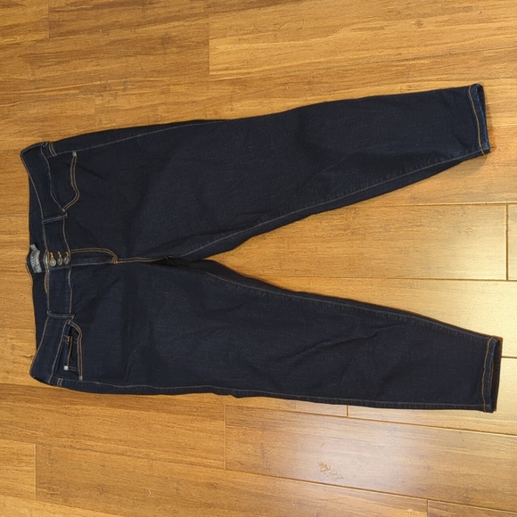 Torrid Super Soft High Rise Dark Rinse Jegging Jeans - Picture 1 of 11